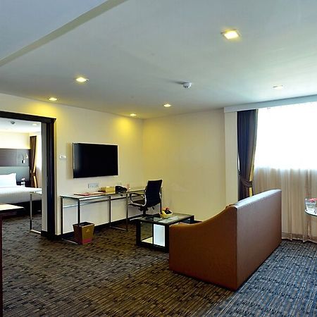 White Orchid Hotel Bangkok Luaran gambar